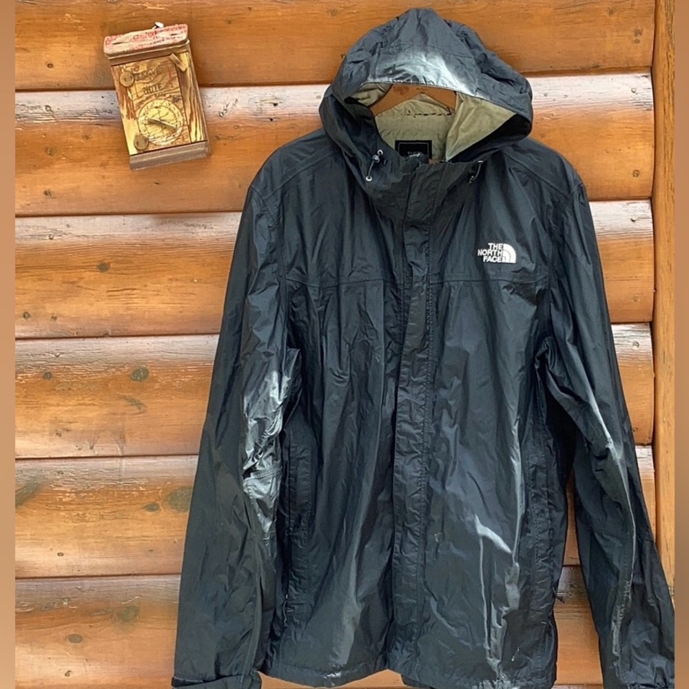 🗻  The North Face 🚴 WINDBREAKER HYVENT 25L  SPORT  LG UNISEX VNPLVC